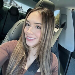 Meet your Posher, Ashley